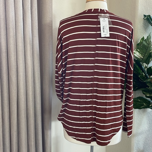 Brick and white striped high-Lowe button front top. - Picture 3 of 3